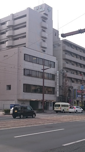 蛇島肛門科外科